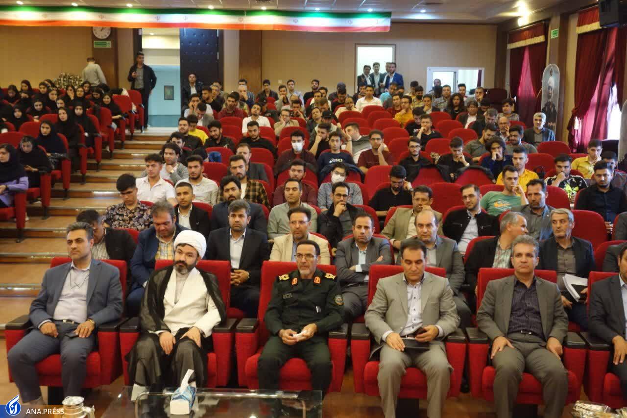 فتح خرمشهر برگ برنده جنگ را از صدام گرفت