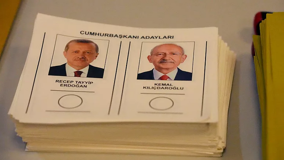 هواداران اردوغان جشن پیروزی را آغاز کردند