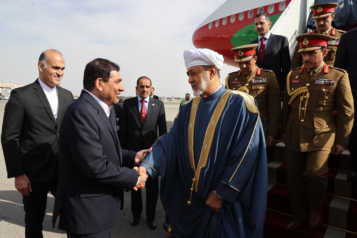 سلطان عمان تهران را ترک کرد