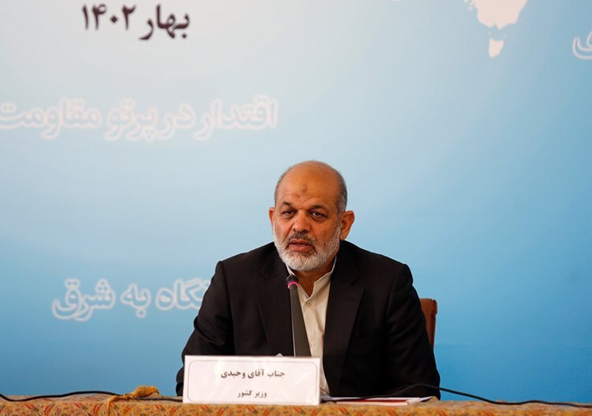 وحیدی: دولت عراق ورود زائران پاکستانی از مرز ایران برای اربعین را پذیرفت