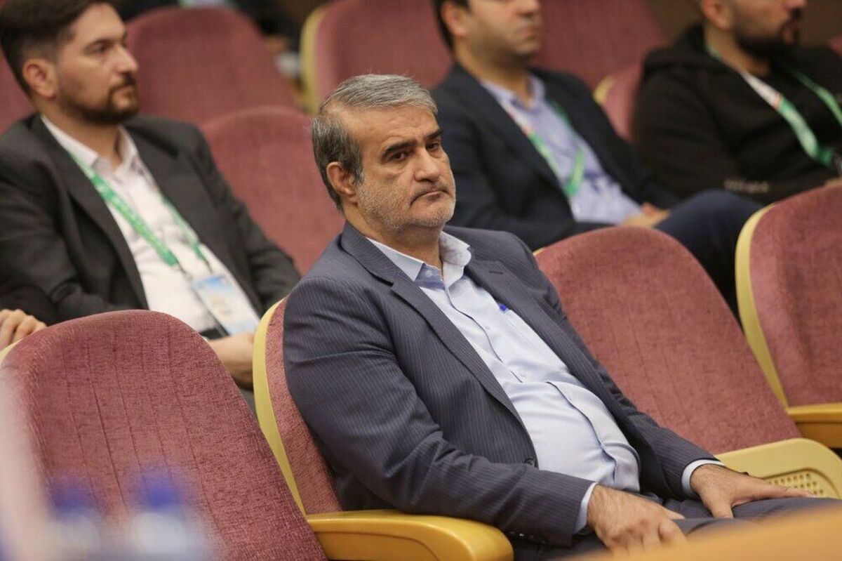 قنبرزاده: نکونام مسئول انعقاد قرارداد نیست که بخواهد اظهارنظر کند قرارداد زاهدی با پرسپولیس ثبت نمیشود