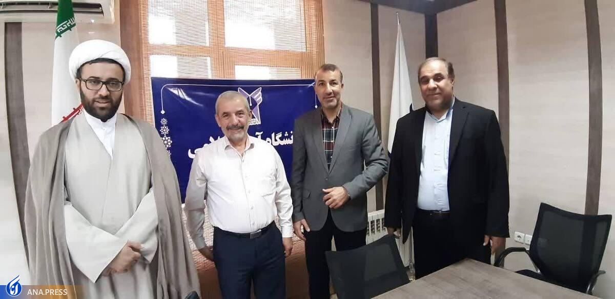 تجلیل دانشگاه آزاد از فرمانده عملیات آزادسازی مهران