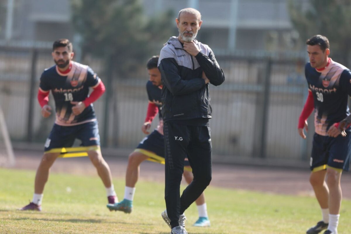 شیری: پرسپولیس نباید از قافله قهرمانی جا بماند فصل سختی در انتظار گلمحمدی و تیمش است