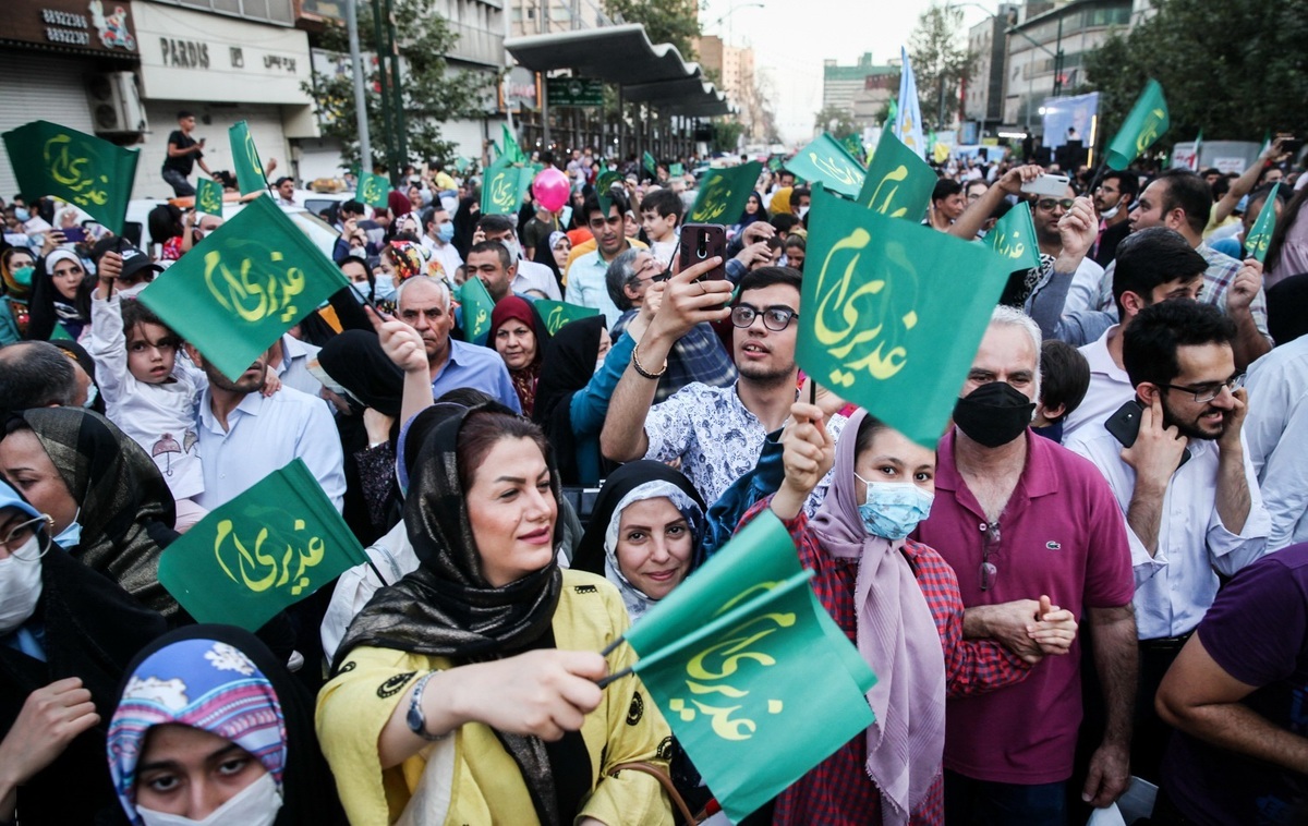 ۱۳۰۰ موکب میزبان مردم در مهمانی ۱۰ کیلومتری غدیر