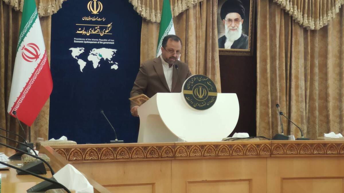 سخنگوی اقتصادی دولت: مشکلی درعرضه کالاها وجود ندارد