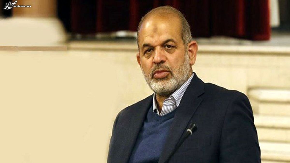 وزیر کشور از نمایشگاه «شهر هوشمند» بازدید کرد