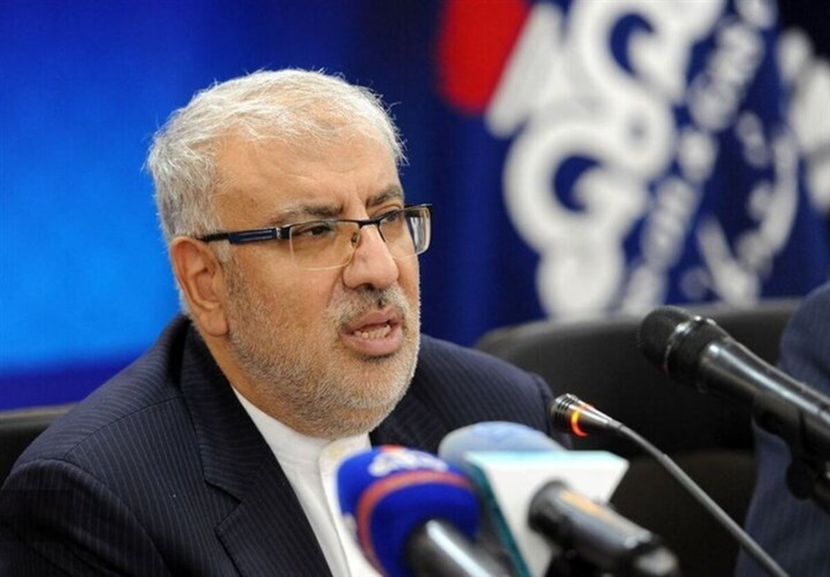 وزیر نفت: ۴۰ میلیارد دلار قرارداد نفتی در ۲۰ ماه گذشته امضا کردیم