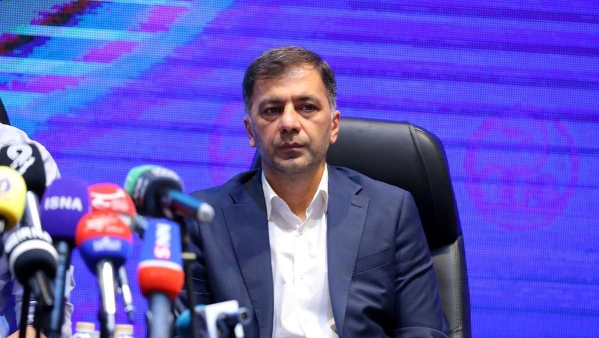 بعد از معاون باشگاه؛ کریمی هم از مدیریت باشگاه استقلال استعفا کرد