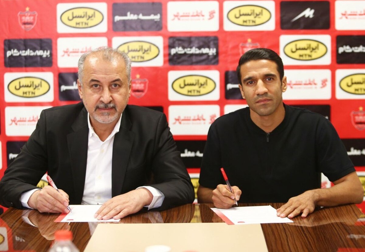 ریگی: گلمحمدی هر سال به من پیشنهاد میداد مراحل انتقالم به پرسپولیس یکی دو روز طول کشید