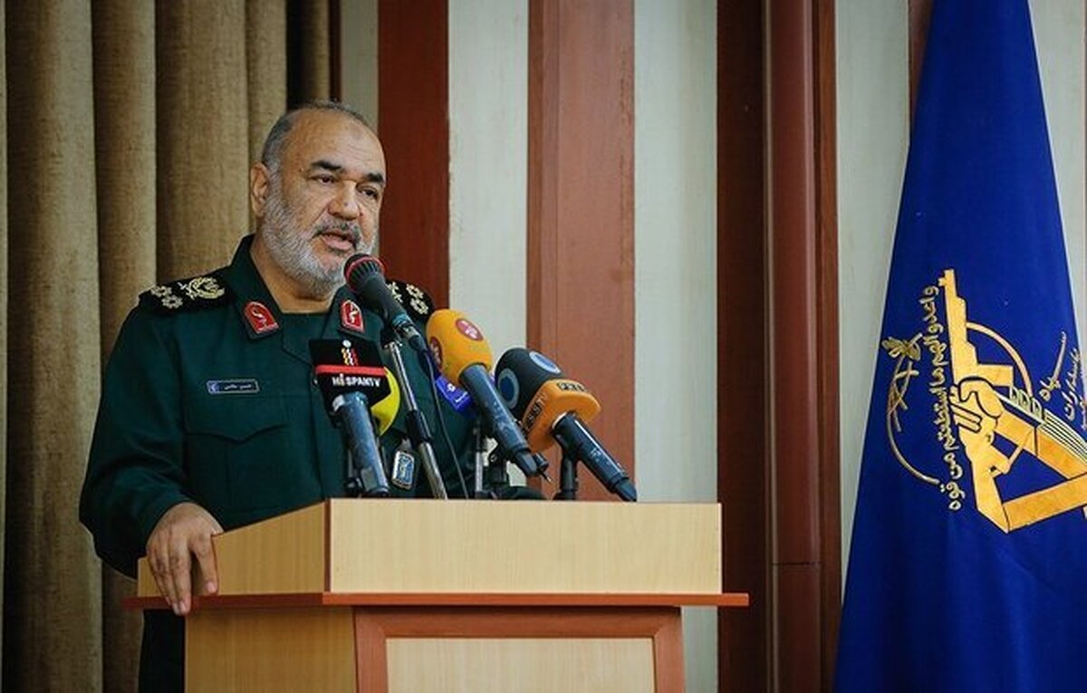سرلشکر سلامی: کلانبیمارستان غدیر با همت متخصصان قرارگاه سازندگی ساخته شد