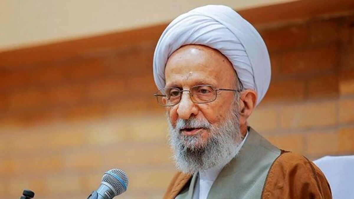 نظر آیتالله مصباح درباره عیدی دادن در غدیر خم+ فیلم