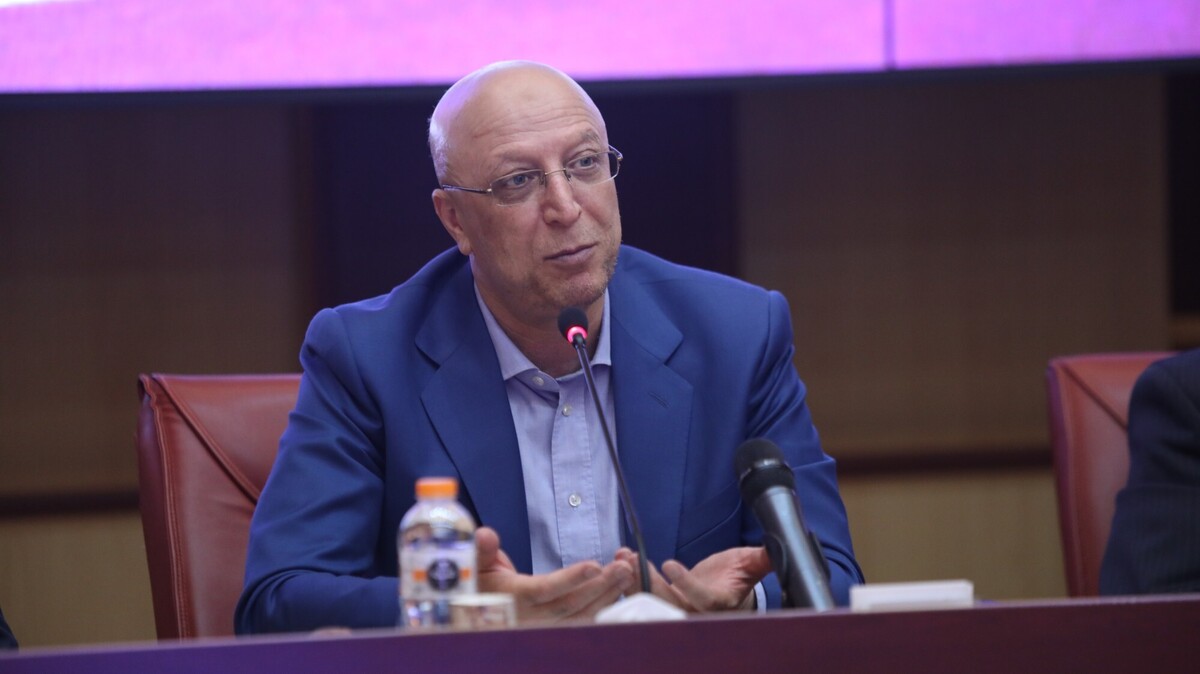 بخشش در قبال اشتباهات دانشجویان باید در اولویت باشد