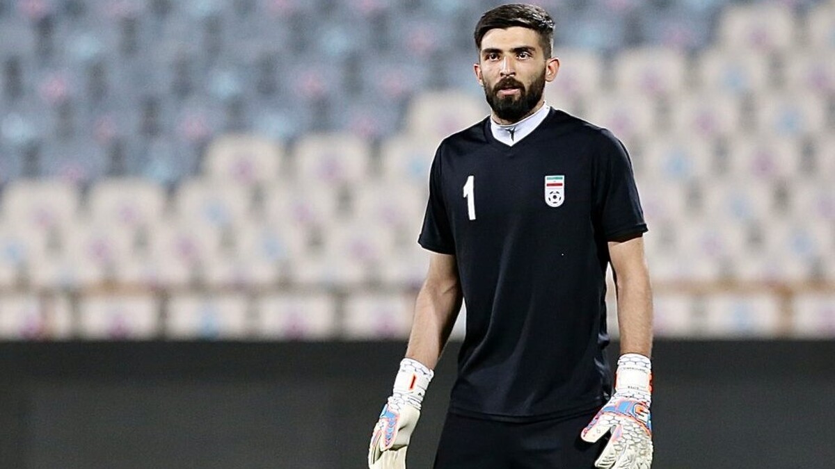 معمای استقلال و پرسپولیس با دروازهبان جوان هوادار