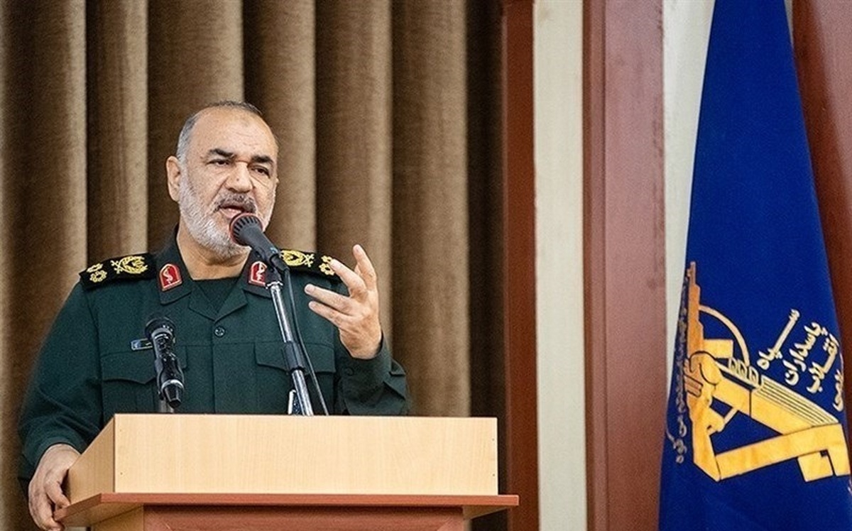 هشدار فرمانده کل سپاه به دشمن: طومار ناامنکنندگان ایران را درهم میپیچیم