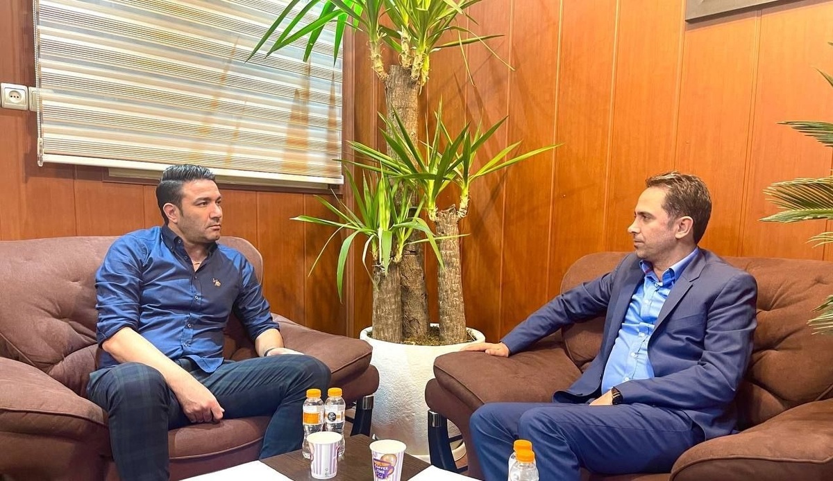 خطیر: بزرگترین حامی نکونام هستم گم شدن قراردادها را گزارش کردم، به هیچ کس اجازه دخالت نمی دهم