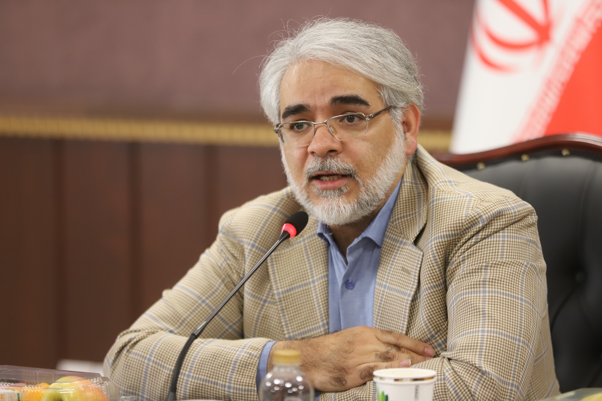 کمکهای مالی هوادار حامی پرسپولیس به سازمان خصوصیسازی ارسال شود