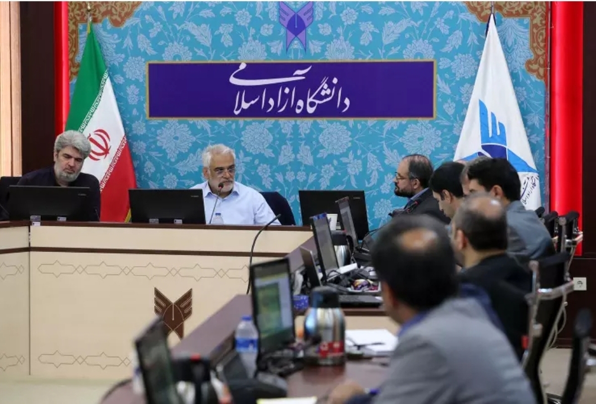 جلسات بررسی پیش‌بینی بودجه دانشگاه آزاد اسلامی استان‌های قزوین، سمنان، مرکزی و قم برگزار شد