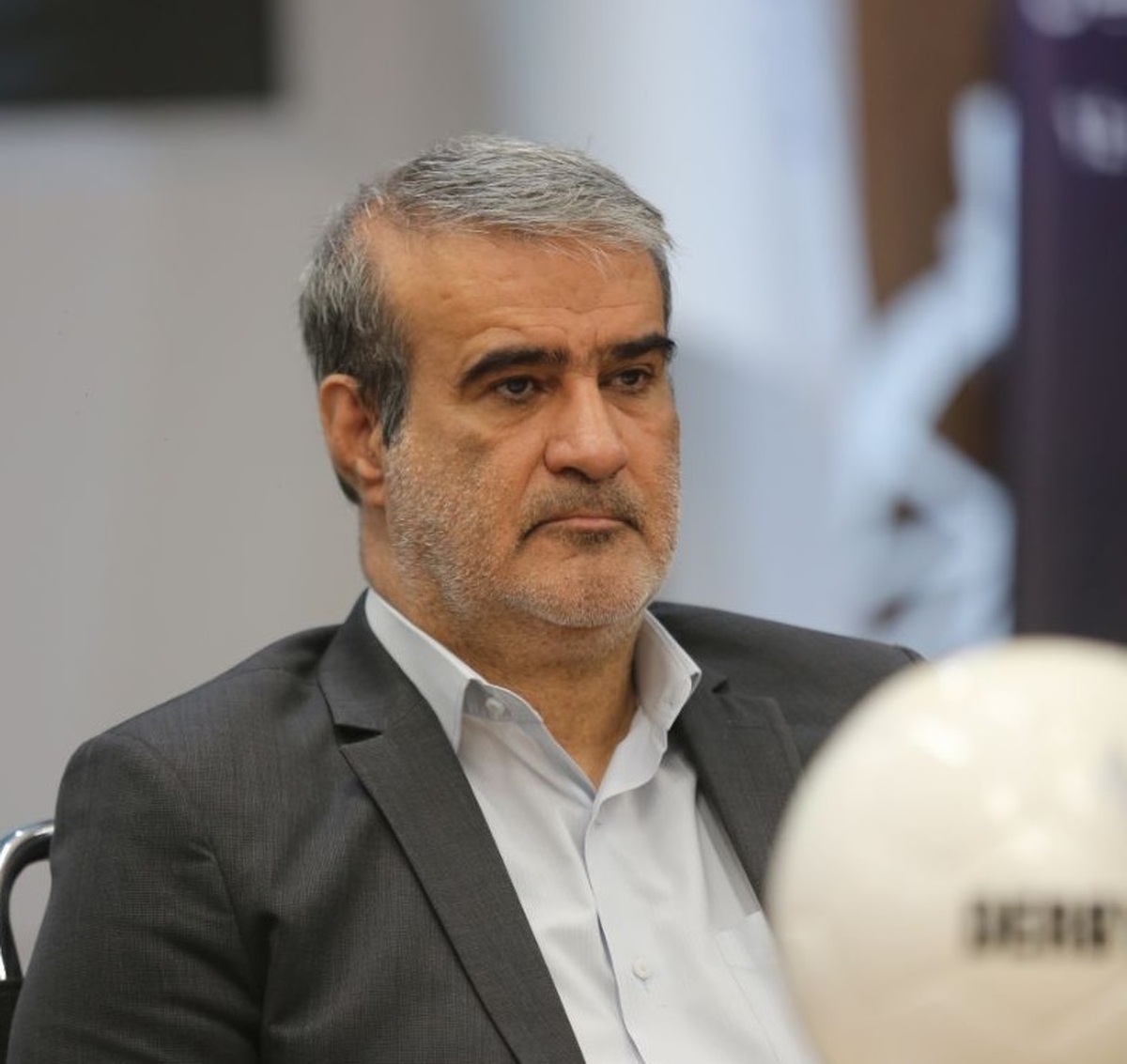 قنبرزاده: منابع مالی نامشروع فوتبال را قطع کردیم ۳ تصمیم گرفتیم که حتما مقاومتهایی میشود+ فیلم