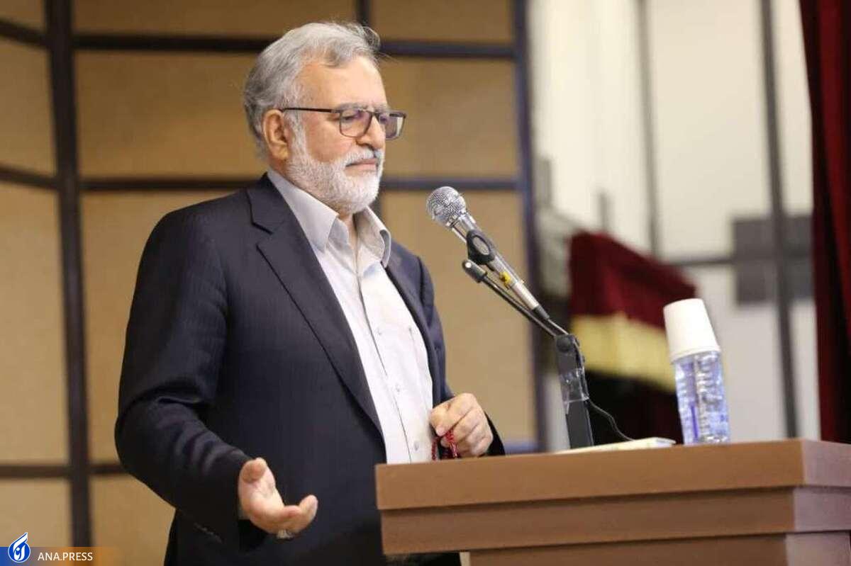 امروز با بیماری مهلک فرافکنی فرهنگی مواجه هستیم چند درصد علم دانشگاهها در نظام تصمیمگیری جاری است؟