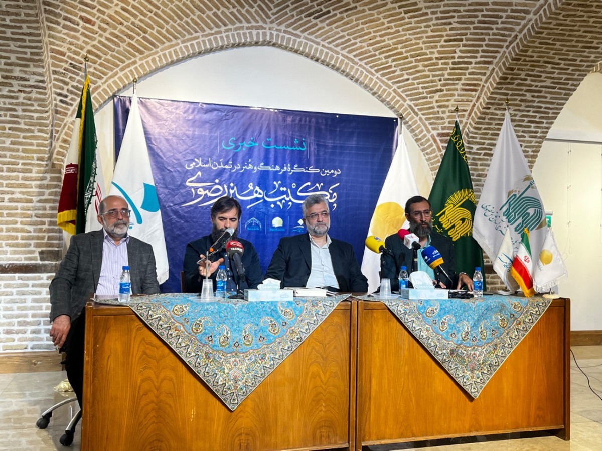 آثار چه هنرمندانی در نمایشگاه مکتب هنر رضوی به نمایش در میآید+ فیلم