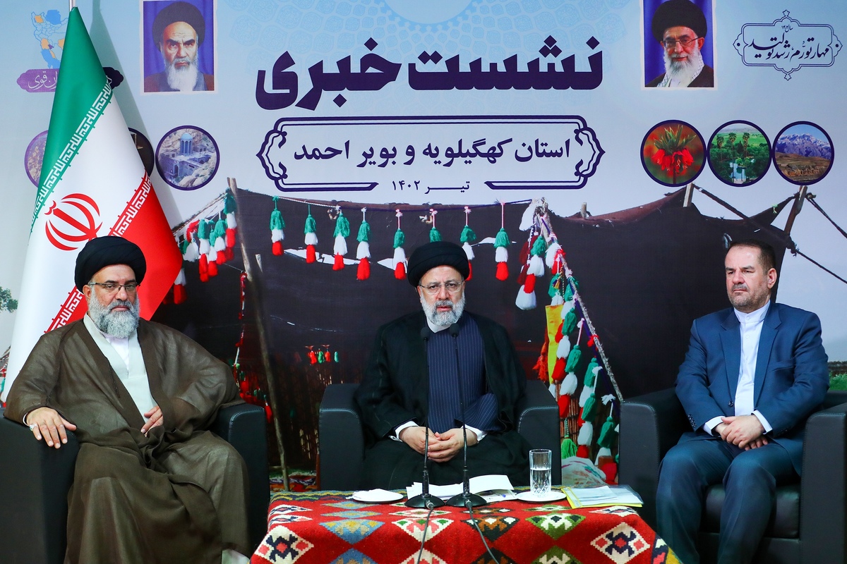 رئیسی: به دنبال حذف ‌نوسانات ارزی در قیمت کالاهای اساسی هستیم