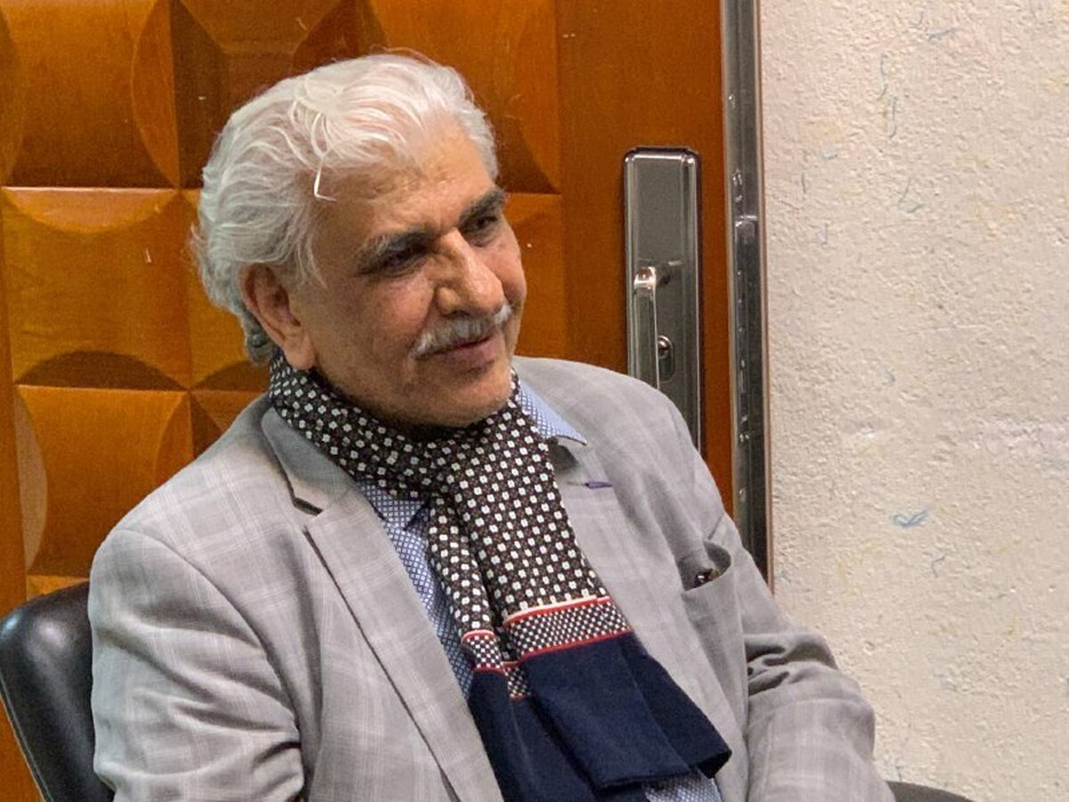 نمایشی که به درستی شکل بگیرد، نیاز به تذکر ندارد!