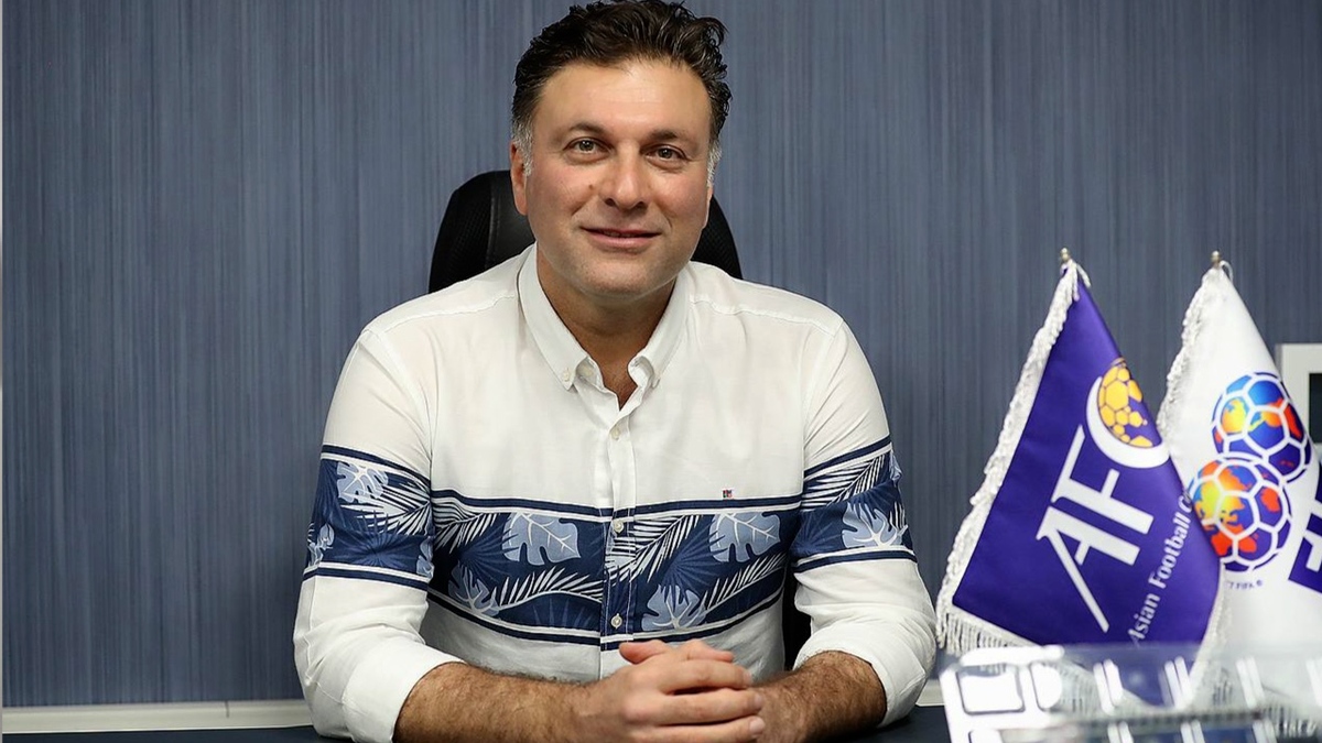 هواداران اصیل تراکتور آقایی را میبخشند/حسینی؟ تا قراردادی امضا نشود حرفی نمیزنم