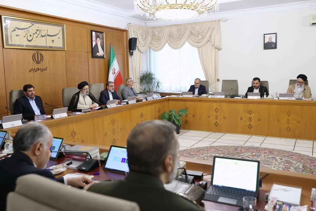 دستور رئیسجمهور برای پیگیری دلایل افزایش قیمت محصولات پتروشیمی