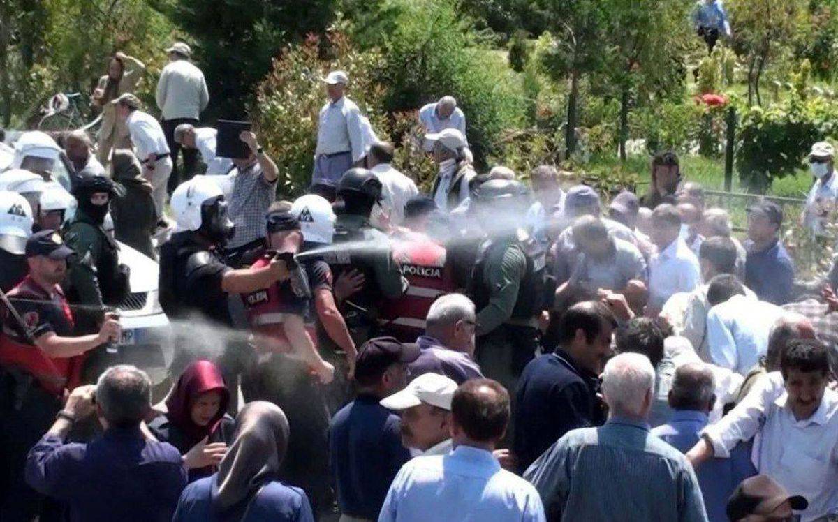 پلیس آلبانی بار دیگر وارد مقر منافقین شد/ کشف اطلاعات جدید از اردوگاه اشرف ۳