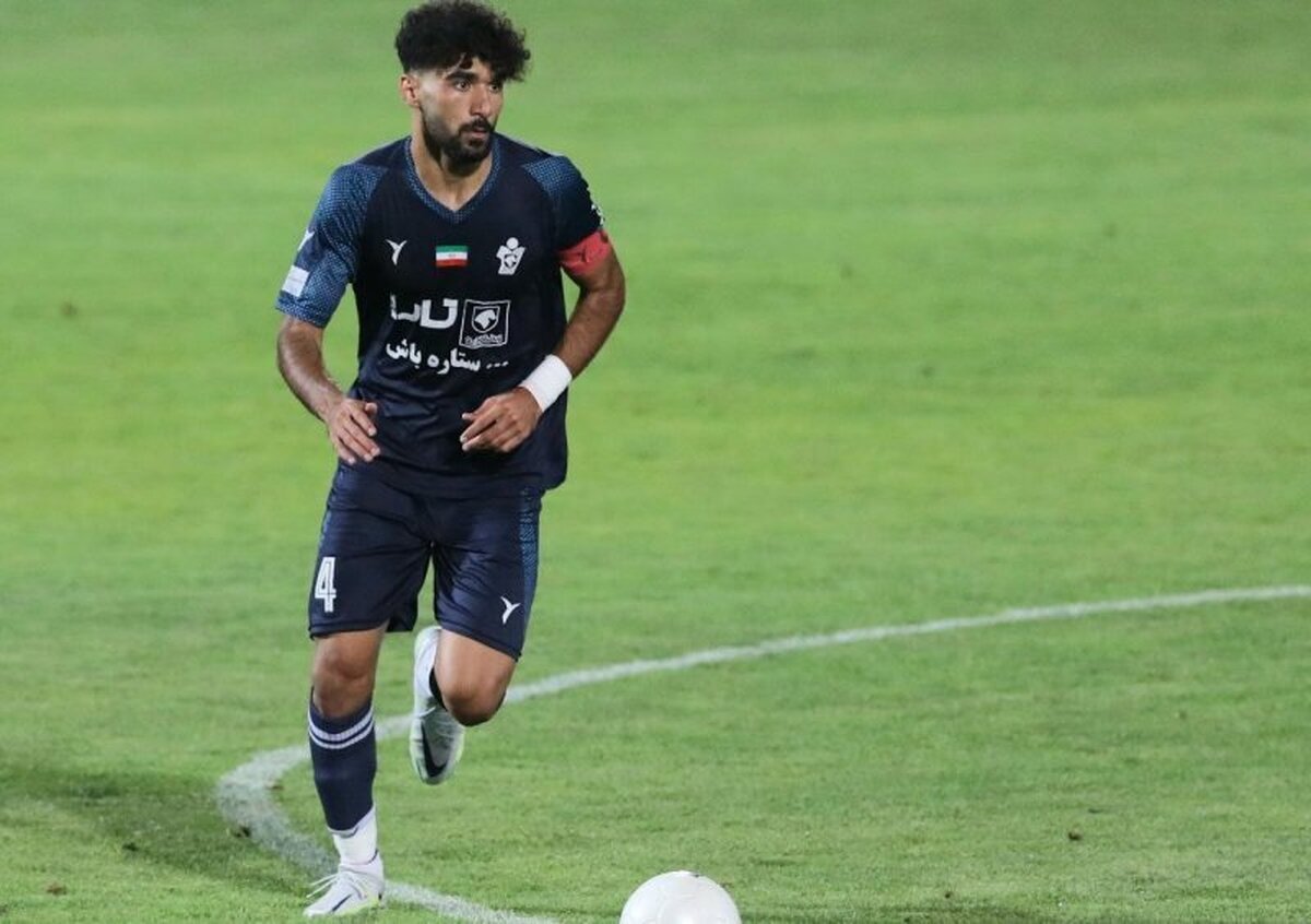سپاهان، استقلال و تراکتور به دنبال جذب کاپیتان پیکان