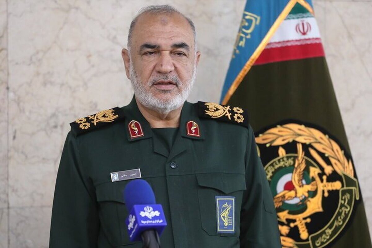 سرلشکر سلامی: هیچ بیگانهای حق حاکمیت بر سرنوشت مسلمانان را ندارد