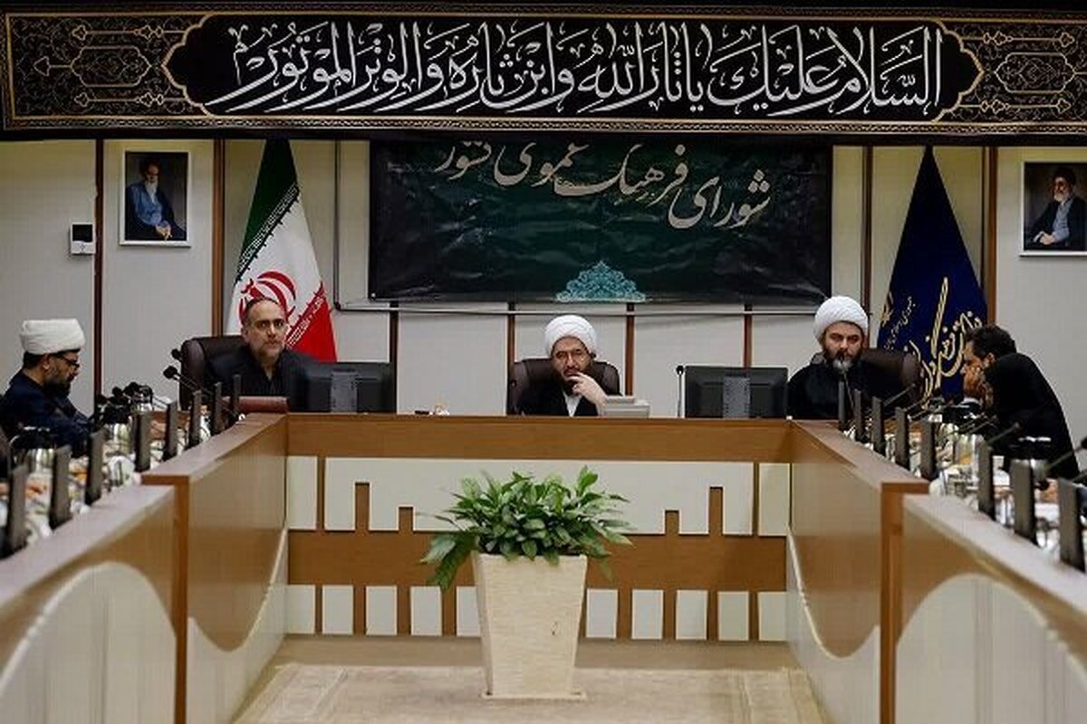 رئیس کانونهای فرهنگی هنری مساجد به تعطیلی طاقچه انتقاد کرد