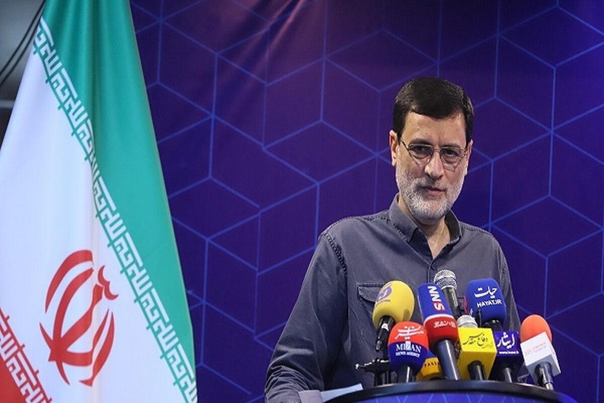 قاضیزاده هاشمی: زندگی شهدا قابلیت الگو شدن دارد