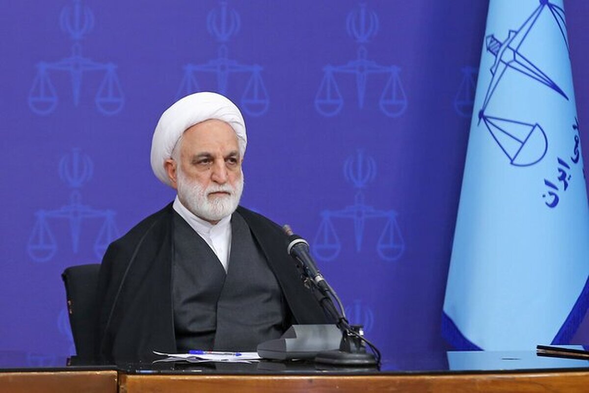 برخی مدیران دستگاه قضا هنوز به این باور نرسیدهاند که اطلاع رسانی ضروری است