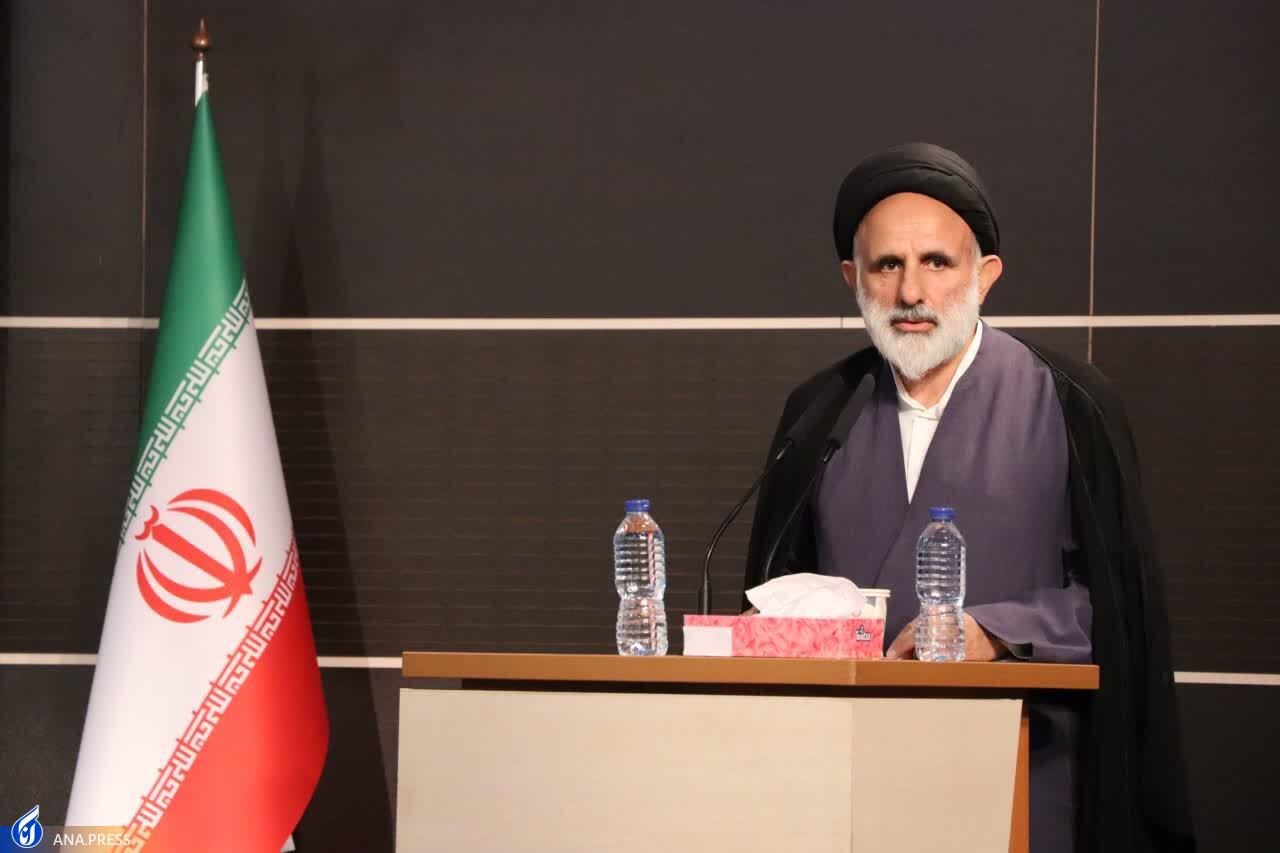 سردیس «شیخ شهید نوری» رونمایی شد سردیس «شیخ شهید نوری» رونمایی شد