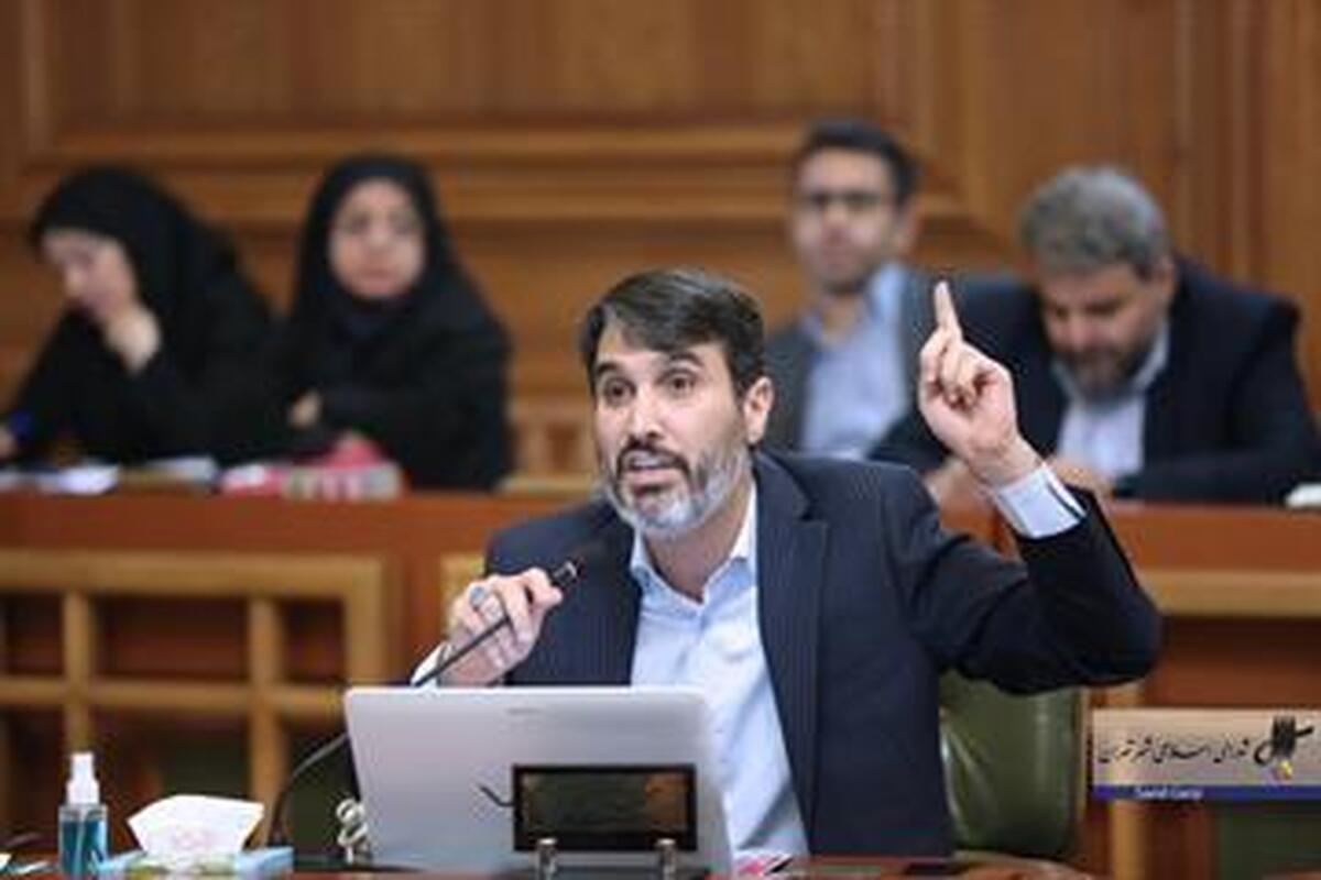 شهرداری تهران پاسخگوی قطع درختان منطقه یک باشد
