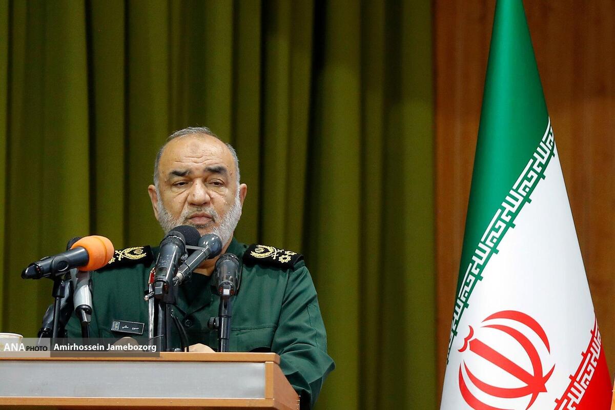 سرلشکر سلامی:‌ دشمن برای سال جدید تحصیلی، برنامه دارد
