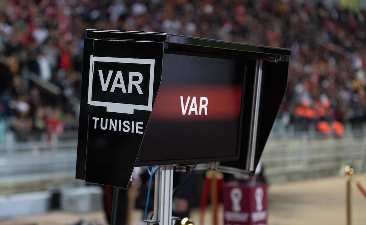 تسهیل در موانع ورود VAR به فوتبال ایران