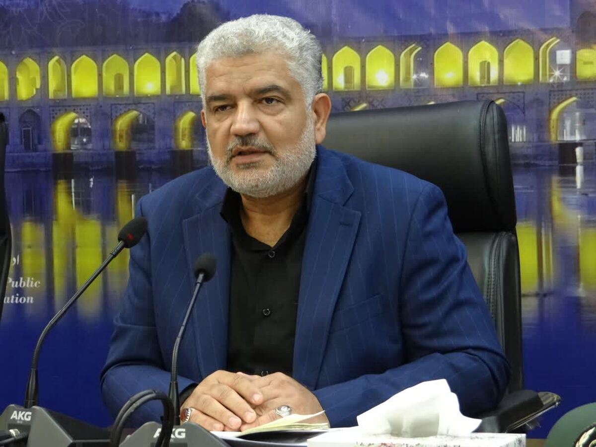 دانشگاه آزاد اسلامی پیشرو در تدریس آشنایی با دفاع مقدس