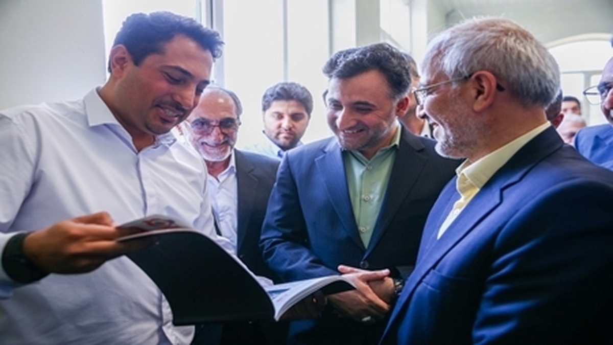 دهقانی: از کنسرسیوم شرکتهای دانشبنیان ذیل قانون جهش تولید حمایت میکنیم