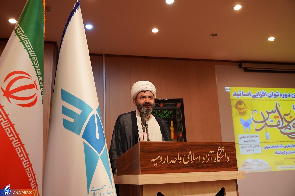 انتقال مفاهیم دوران دفاع مقدس به نسل جوان در قالب سرفصلهای آموزشی انتقال مفاهیم دوران دفاع مقدس به نسل جوان در قالب سرفصلهای آموزشی