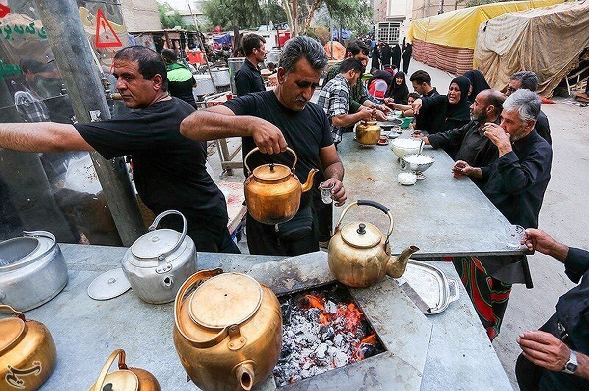 دانشجویان دانشگاه آزاد میزبان زائران خارجی میشوند