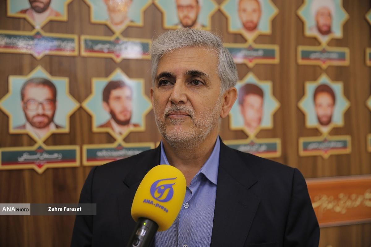 دانشگاه آزاد اسلامی جای خالی دانشگاههای دولتی را پر کرده است