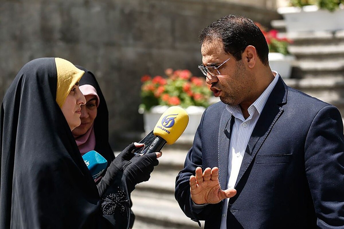 آزمون استخدامی نیروهای پرورشی و خدماتی برگزار میشود