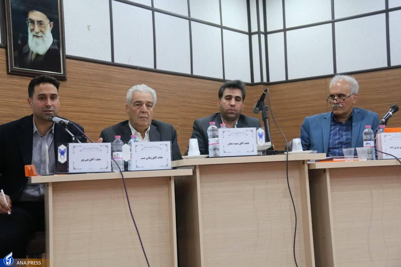 بازاریان، کسبه و فعالان صنفی در همایش رشد تولید و مهار تورم یزد چه گفتند؟