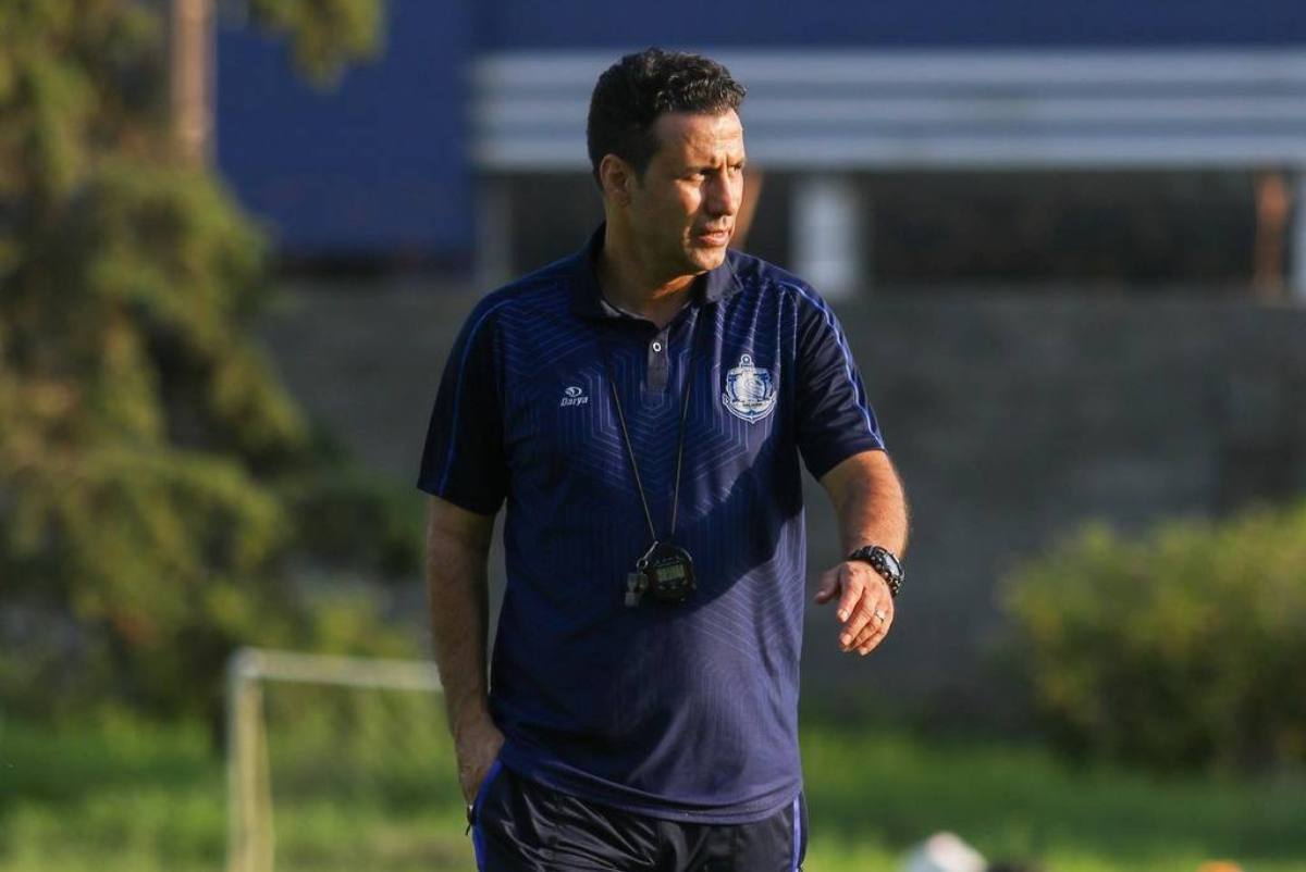 یک پرسپولیسی دستیار تارتار در ملوان شد مصدومیت مدافع جدید قوی سپید