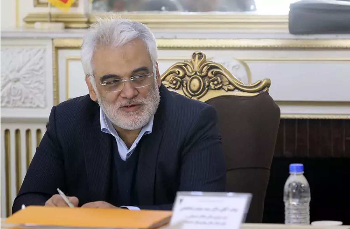 تلاش پزشکان برای نجات زندگی و درمان ستودنی است