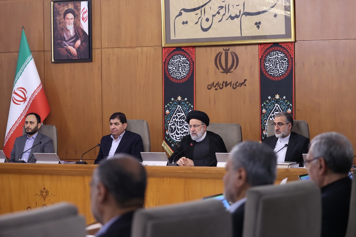 رئیسجمهور: تمرکز بر بهبود وضع معیشتی مردم از اولویتهای اصلی دولت است