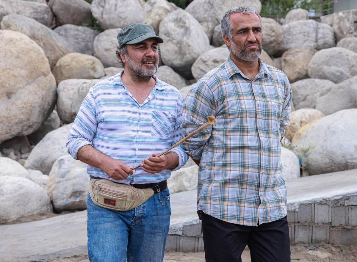 رضا عطاران مهرماه به «ویلای ساحلی» میآید