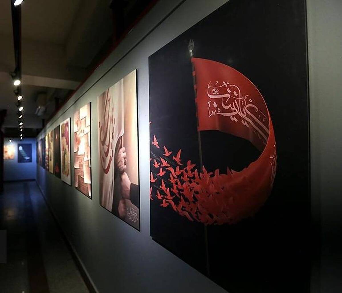 منتخبی از آثار گنجینه هنرهای تجسمی معاصر به نمایش درآمد
